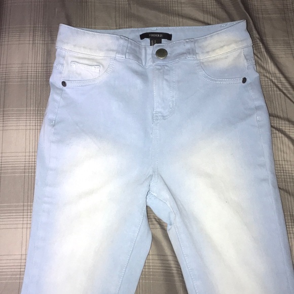 Light Blue High Waisted Stretchy Jeans - Picture 3 of 4